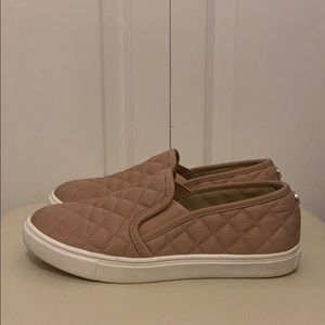 Steven Madden Quilted Sneakers